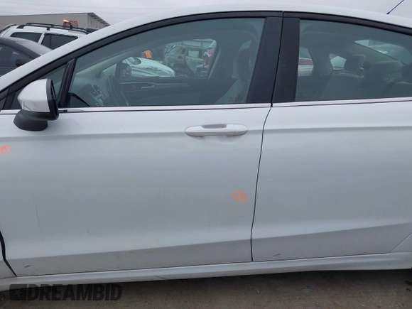 2019 Ford Fusion S with VIN 3FA6P0G72KR268355, listed as a IAAI auction lot 41514065 with 40,099 mi miles and . Bid and sale history available at DreamBid. Image 15.