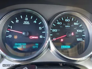 2010 Chevrolet Silverado 1500 LT with VIN 1GCSKSE35AZ261428, listed as a IAAI auction lot 41643928 with 136,282 mi miles. Bid and sale history available at carsss.com. Image 7.