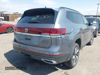 2025 Volkswagen Atlas SE with VIN 1V2HR2CA8SC512047, listed as a IAAI auction lot 42666603 with 6,398 mi miles and . Bid and sale history available at DreamBid. Image 4.