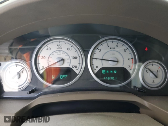 2008 Chrysler Town & Country LX with VIN 2A8HR44H28R766600, listed as a Copart auction lot 52558705 with 173,701 mi miles and Salvage Title. Bid and sale history available at carsss.com. Image 9.