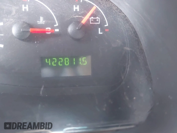 2007 Ford Econoline Passenger XL с VIN 1FBSS31L37DA02717, выставлен на аукционе IAAI как лот 42624237 с пробегом 422 811 миль миль и . История ставок и продаж доступна на DreamBid. Изображение 7.
