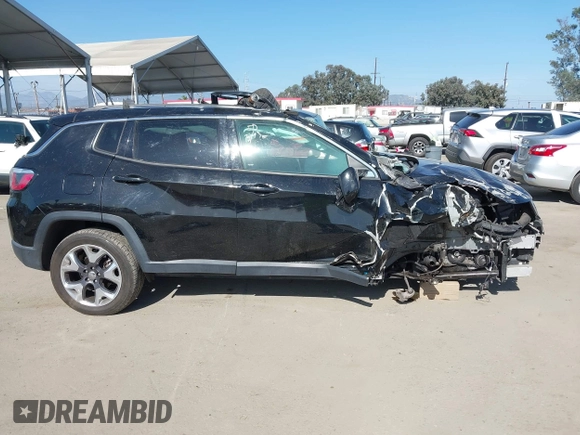 2019 Jeep Compass Limited with VIN 3C4NJDCB6KT653901, listed as a IAAI auction lot 42338815 with 87,909 mi miles and . Bid and sale history available at DreamBid. Image 14.