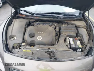 2014 Nissan Maxima S z VIN 1N4AA5AP2EC455230, wystawiony jako IAAI lot #42413381 z przebiegiem 182 766 mil mil oraz . Historia ofert i sprzedaży dostępna na DreamBid. Obrazek 10.