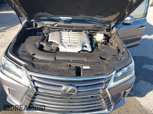 2019 Lexus LX 570 with VIN JTJHY7AX2K4285065, listed as a IAAI auction lot 41483475 with 82,388 mi miles and . Bid and sale history available at DreamBid. Image 10.