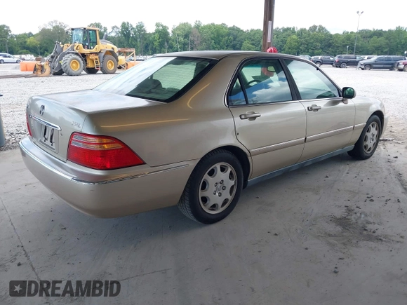 1999 Acura RL with VIN JH4KA9666XC008326, listed as a IAAI auction lot 42724647 with Not provided miles and . Bid and sale history available at DreamBid. Image 4.