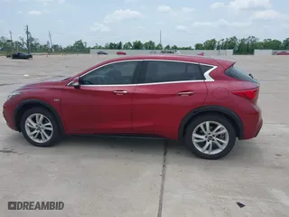 2017 Infiniti QX30 Sport with VIN SJKCH5CP6HA039934, listed as a IAAI auction lot 42136532 with 90,194 mi miles. Bid and sale history available at carsss.com. Image 14.