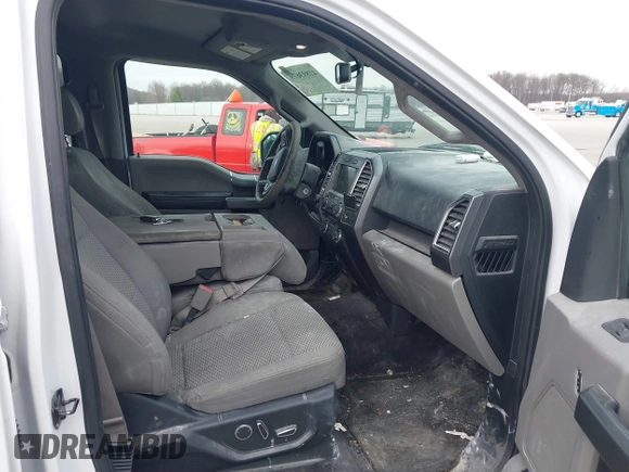2016 Ford F-150 XLT with VIN 1FTEW1EP7GKF94133, listed as a IAAI auction lot 41893679 with 98,578 mi miles. Bid and sale history available at carsss.com. Image 5.