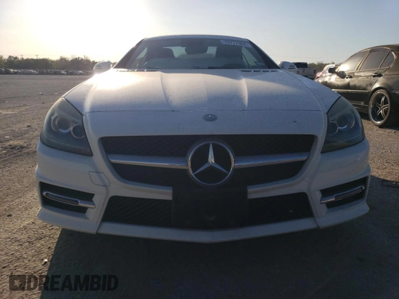 2015 Mercedes-Benz SLK-Class SLK 350 with VIN WDDPK5HA6FF099602, listed as a Copart auction lot 76777564 with 37,842 mi miles and Salvage Title. Bid and sale history available at carsss.com. Image 5.