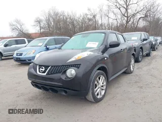 2014 Nissan Juke S with VIN JN8AF5MV0ET361986, listed as a IAAI auction lot 41570086 with 135,534 mi miles. Bid and sale history available at carsss.com. Image 2.
