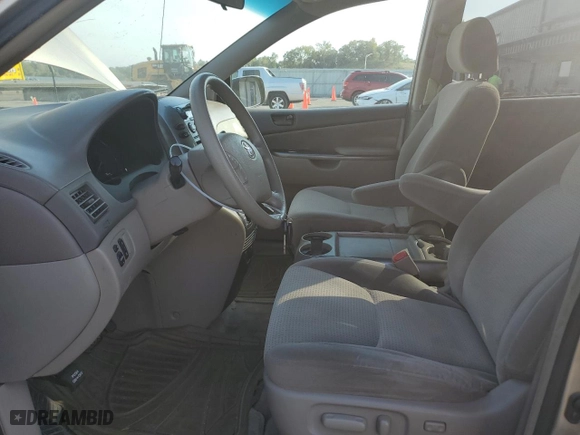 2006 Toyota Sienna CE with VIN 5TDZA23C76S551487, listed as a Copart auction lot 76099024 with 198,452 mi miles and Clean Title. Bid and sale history available at carsss.com. Image 7.