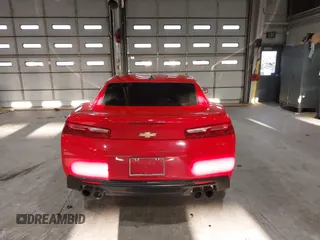 2018 Chevrolet Camaro 1LT z VIN 1G1FB1RS1J0110368, wystawiony jako IAAI lot #41972917 z przebiegiem 104 105 mil mil oraz . Historia ofert i sprzedaży dostępna na DreamBid. Obrazek 16.