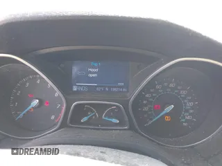 2012 Ford Focus SEL with VIN 1FAHP3M20CL393440, listed as a IAAI auction lot 42015692 with 198,214 mi miles. Bid and sale history available at carsss.com. Image 7.