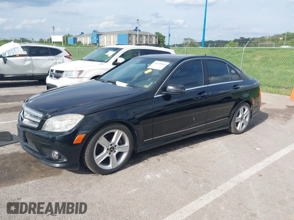 2010 Mercedes-Benz C 300 Sport z VIN WDDGF8BB9AR124264, wystawiony jako IAAI lot #42075919 z przebiegiem 210 433 mil mil oraz . Historia ofert i sprzedaży dostępna na DreamBid. Obrazek 17.