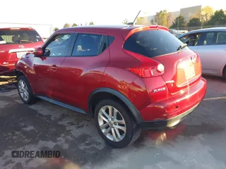 2011 Nissan Juke SL with VIN JN8AF5MR6BT021630, listed as a IAAI auction lot 40977169 with 83,909 mi miles. Bid and sale history available at carsss.com. Image 3.