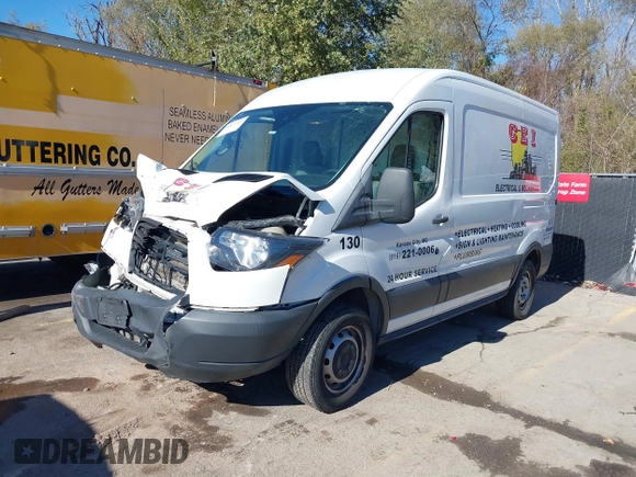 2018 Ford Transit with VIN 1FTYR1CM2JKB28906, listed as a IAAI auction lot 40822222 with 130,094 mi miles and . Bid and sale history available at DreamBid. Image 16.