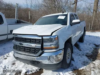 2018 Chevrolet Silverado 1500 LT with VIN 1GCVKREC7JZ173079, listed as a IAAI auction lot 41602728 with 147,685 mi miles. Bid and sale history available at carsss.com. Image 17.