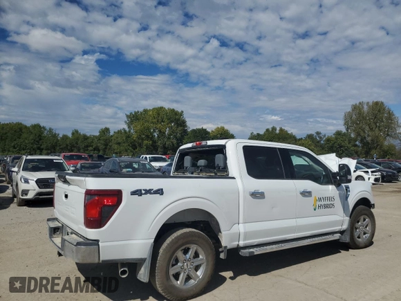 2024 Ford F-150 XLT with VIN 1FTFW3L5XRKD72951, listed as a Copart auction lot 72419834 with 0 mi miles and Salvage Title. Bid and sale history available at carsss.com. Image 3.