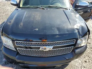 2007 Chevrolet Tahoe LT z VIN 1GNFC13077R288857, wystawiony jako Copart lot #48496775 z przebiegiem 285 932 mil mil oraz Szkoda całkowita • Salvage title. Historia ofert i sprzedaży dostępna na DreamBid. Obrazek 12.