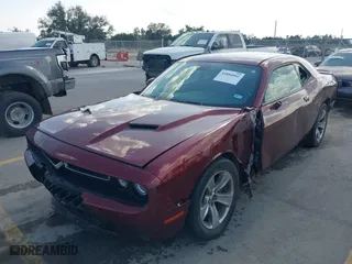 2019 Dodge Challenger SXT with VIN 2C3CDZAG3KH561555, listed as a IAAI auction lot 41884062 with 94,446 mi miles. Bid and sale history available at carsss.com. Image 19.