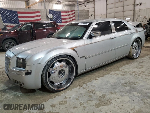 2007 Chrysler 300 Signature with VIN 2C3KA53G17H721403, listed as a Copart auction lot 87018584 with 0 mi miles and Salvage Title. Bid and sale history available at carsss.com. Image 1.