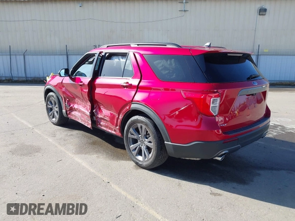 2022 Ford Explorer XLT с VIN 1FMSK7DH0NGB40877, выставлен на аукционе IAAI как лот 41947002 с пробегом 14 727 миль миль и . История ставок и продаж доступна на DreamBid. Изображение 3.