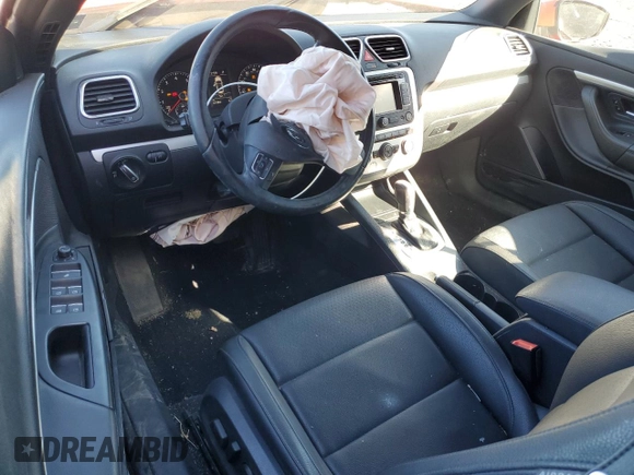 2015 Volkswagen Eos Komfort with VIN WVWBW8AH5FV004387, listed as a Copart auction lot 51046755 with 67,466 mi miles and Salvage Title. Bid and sale history available at DreamBid. Image 8.