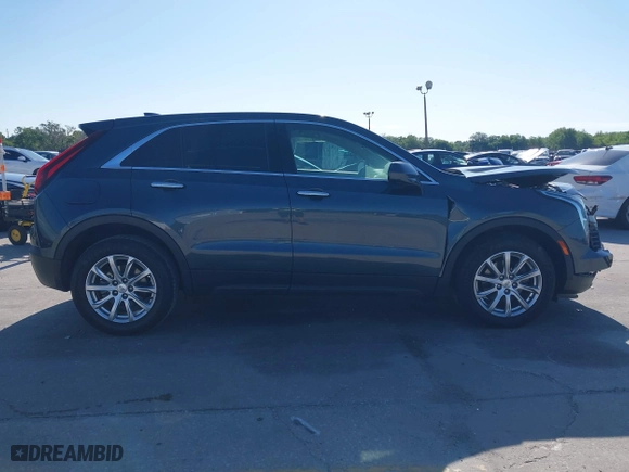 2019 Cadillac XT4 FWD Luxury with VIN 1GYAZAR45KF185338, listed as a IAAI auction lot 41990341 with 69,272 mi miles. Bid and sale history available at carsss.com. Image 12.