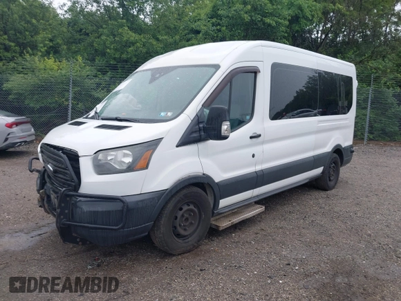 2017 Ford Transit Passenger XL с VIN 1FBZX2CM8HKA04024, выставлен на аукционе IAAI как лот 42264367 с пробегом 142 100 миль миль и . История ставок и продаж доступна на DreamBid. Изображение 18.