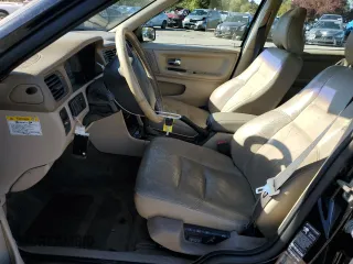 2000 Volvo V70 with VIN YV1LZ56D6Y2654862, listed as a Copart auction lot 74829664 with 0 mi miles and Salvage Title. Bid and sale history available at carsss.com. Image 7.