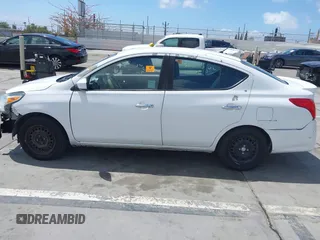 2017 Nissan Versa SV с VIN 3N1CN7AP5HL838903, выставлен на аукционе IAAI как лот 42260851 с пробегом 142 508 миль миль и . История ставок и продаж доступна на DreamBid. Изображение 14.
