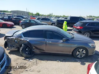 2014 Honda Accord LX z VIN 1HGCR2F33EA117042, wystawiony jako IAAI lot #41975104 z przebiegiem 219 511 mil mil oraz . Historia ofert i sprzedaży dostępna na DreamBid. Obrazek 13.