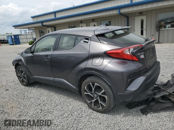 2018 Toyota C-HR XLE z VIN JTNKHMBX2J1011026, wystawiony jako Copart lot #54720135 z przebiegiem 63 614 mil mil oraz Szkoda całkowita • Salvage title. Historia ofert i sprzedaży dostępna na DreamBid. Obrazek 2.