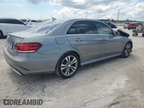 2014 Mercedes-Benz E 350 Sport z VIN WDDHF5KB5EB054330, wystawiony jako Copart lot #56802105 z przebiegiem 64 244 mil mil oraz Szkoda całkowita • Salvage title. Historia ofert i sprzedaży dostępna na DreamBid. Obrazek 3.