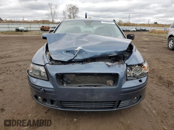 2005 Volvo S40 with VIN YV1MS682852089228, listed as a Copart auction lot 79582464 with 107,503 mi miles and Salvage Title. Bid and sale history available at carsss.com. Image 5.
