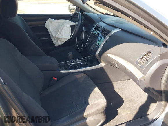 2014 Nissan Altima SL with VIN 1N4AL3AP8EC406015, listed as a IAAI auction lot 41468121 with 154,672 mi miles and . Bid and sale history available at DreamBid. Image 5.