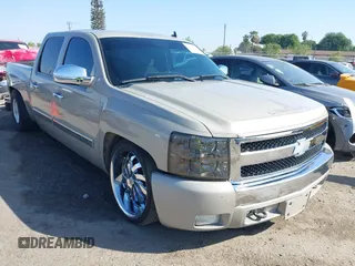 2007 Chevrolet Silverado 1500 LS with VIN 3GCEC13C87G516170, listed as a IAAI auction lot 42163134 with 185,591 mi miles. Bid and sale history available at carsss.com. Image 1.