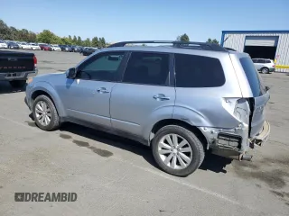 2012 Subaru Forester X Premium z VIN JF2SHADC7CH417098, wystawiony jako Copart lot #60042125 z przebiegiem 122 865 mil mil oraz Szkoda całkowita • Salvage title. Historia ofert i sprzedaży dostępna na DreamBid. Obrazek 2.