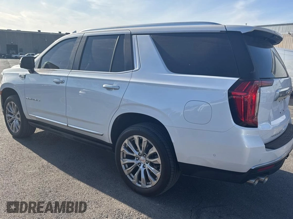 2024 GMC Yukon Denali with VIN 1GKS2DKL2RR154725, listed as a Copart auction lot 50269435 with 44,777 mi miles and Clean Title. Bid and sale history available at carsss.com. Image 3.