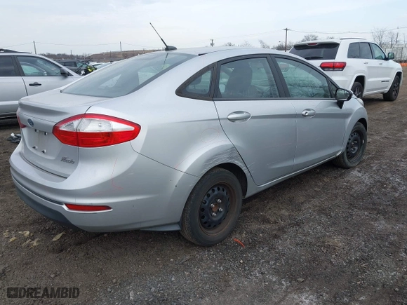 2015 Ford Fiesta S with VIN 3FADP4AJ5FM125857, listed as a IAAI auction lot 41704494 with 73,151 mi miles. Bid and sale history available at carsss.com. Image 4.