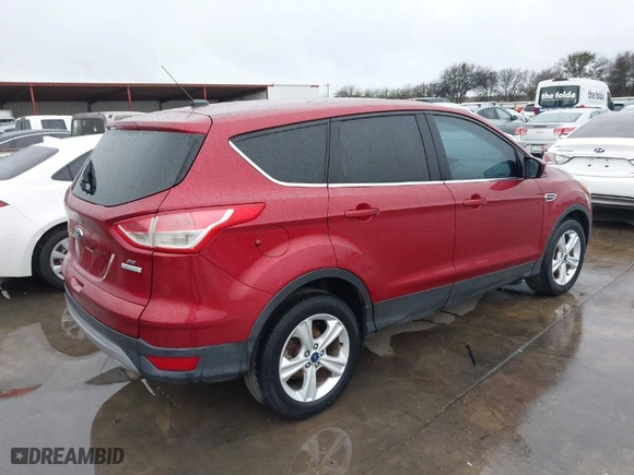 2014 Ford Escape SE with VIN 1FMCU0GX8EUE25417, listed as a IAAI auction lot 41544967 with 151,896 mi miles. Bid and sale history available at carsss.com. Image 4.