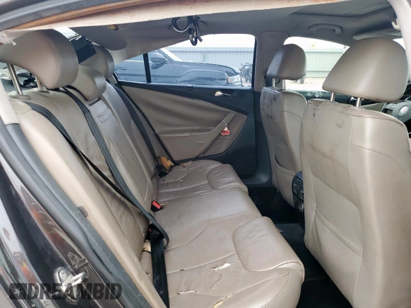 2008 Volkswagen Passat Lux with VIN WVWEK73C68E209255, listed as a Copart auction lot 57146235 with 195,166 mi miles and Clean title. Bid and sale history available at DreamBid. Image 10.