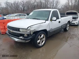 2000 Chevrolet Silverado 1500 with VIN 1GCEC14W0YE199633, listed as a IAAI auction lot 41465837 with 241,159 mi miles. Bid and sale history available at carsss.com. Image 18.