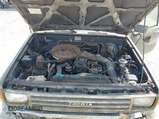 1988 Toyota Pickup with VIN JT4RN50R4J5146510, listed as a IAAI auction lot 42092308 with 288,420 mi miles and . Bid and sale history available at DreamBid. Image 10.