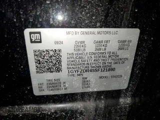 2025 Cadillac XT4 AWD Premium Luxury with VIN 1GYFZDR45SF121890, listed as a Copart auction lot 49257295 with 0 mi miles and Clean Title. Bid and sale history available at carsss.com. Image 13.