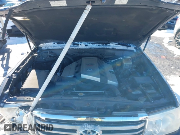 2007 Toyota Land Cruiser with VIN JTEHT05J372107212, listed as a IAAI auction lot 41281746 with 136,460 mi miles. Bid and sale history available at carsss.com. Image 10.
