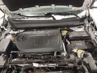 2017 Jeep Cherokee Limited with VIN 1C4PJMDS4HW505613, listed as a IAAI auction lot 41257420 with 91,967 mi miles. Bid and sale history available at carsss.com. Image 10.