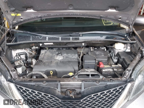 2013 Toyota Sienna SE с VIN 5TDXK3DC4DS355030, выставлен на аукционе IAAI как лот 42323907 с пробегом 190 836 миль миль и . История ставок и продаж доступна на DreamBid. Изображение 10.