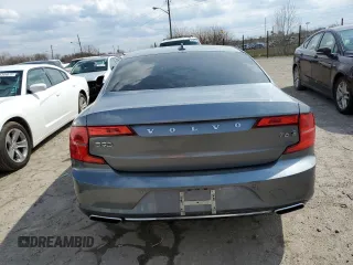 2017 Volvo S90 Inscription with VIN YV1A22ML1H1001821, listed as a Copart auction lot 46078893 with 62,122 mi miles. Bid and sale history available at carsss.com. Image 6.