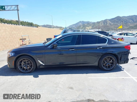 2018 BMW 5 Series 530e xDrive with VIN WBAJB1C58JB085443, listed as a IAAI auction lot 41856298 with 93,110 mi miles and . Bid and sale history available at DreamBid. Image 15.