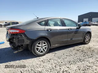 2016 Ford Fusion SE with VIN 3FA6P0H7XGR386496, listed as a Copart auction lot 61578165 with 101,467 mi miles and Salvage title. Bid and sale history available at DreamBid. Image 3.